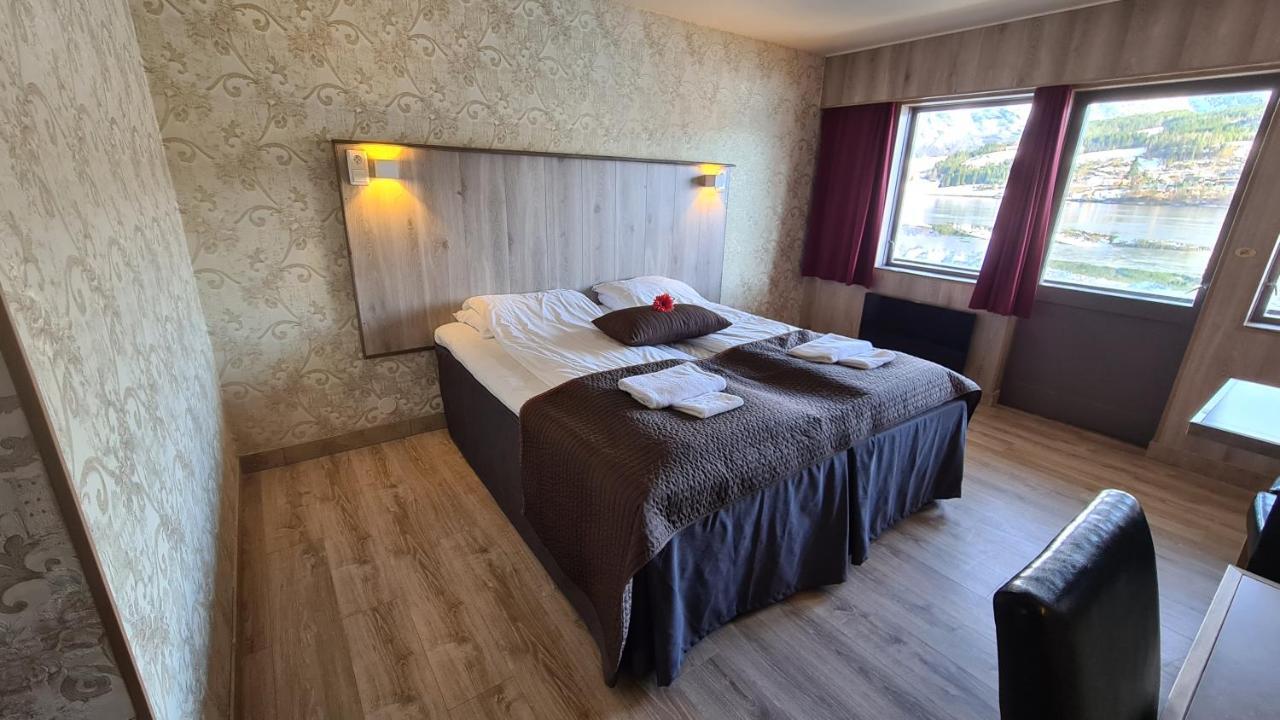 Strand Fjordhotel Ulvik Εξωτερικό φωτογραφία